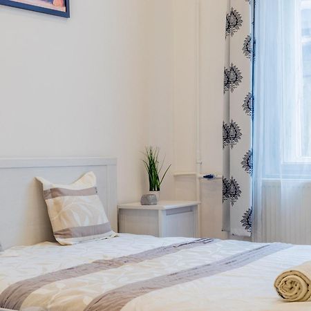 Real Apartments Anker Будапеща Екстериор снимка
