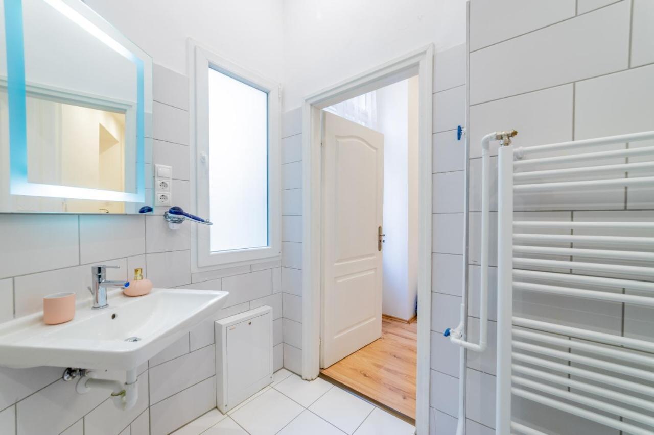 Real Apartments Anker Будапеща Екстериор снимка